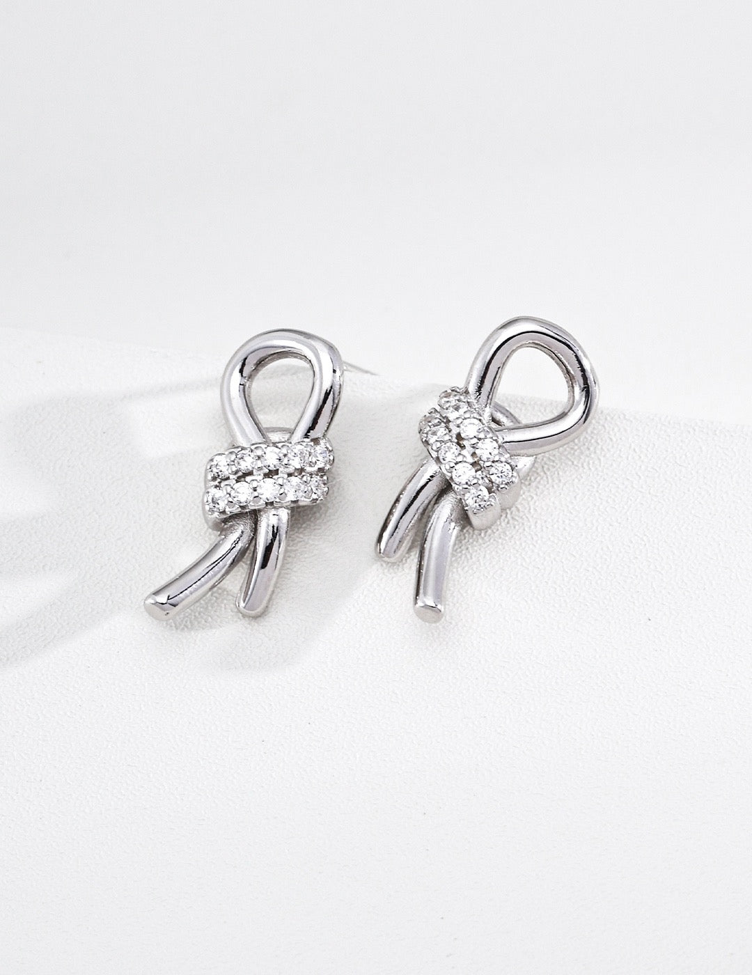 Vintage Zircon Stud Earrings in S925 Silver, Ins Knot Minimalist Luxury Design