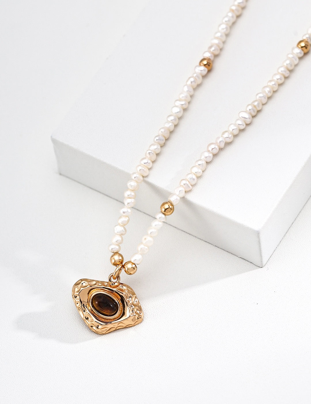 S925 Sterling‑Silver Tiger’s Eye & Natural Pearl Pendant Choker