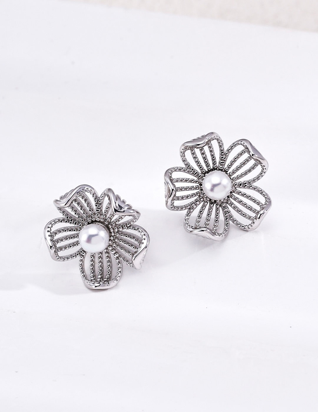 Flower‑Cluster Pearl Earrings, S925 Sterling‑Silver Vintage Floral Pearl Studs