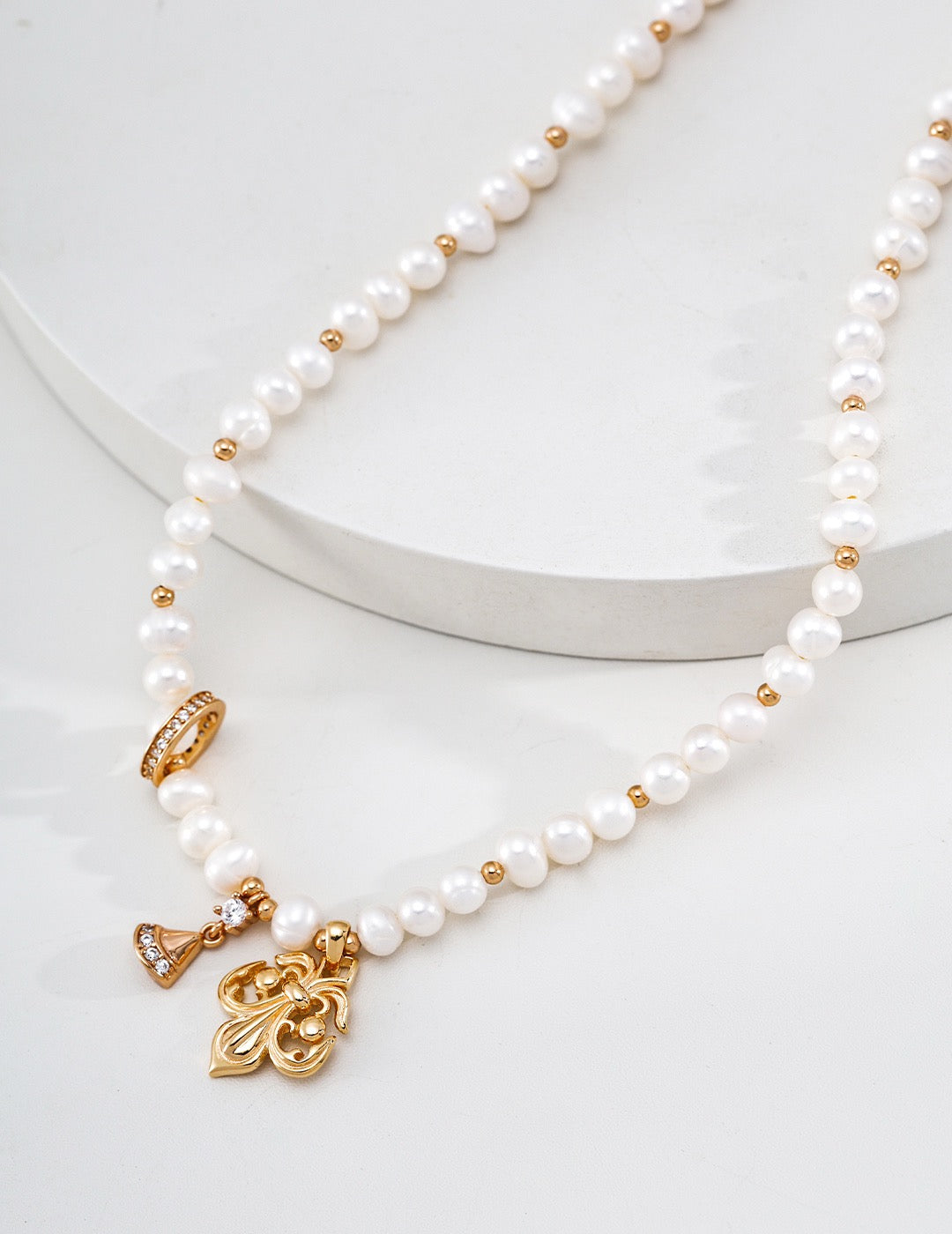 S925 Sterling‑Silver Fashion‑Forward Natural Pearl Necklace, Unique Designer‑Style Choker