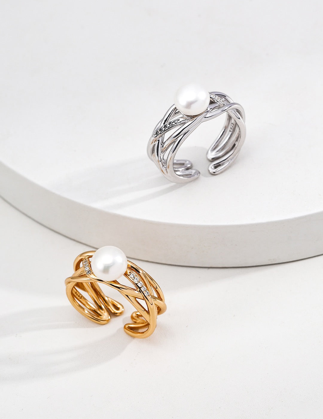 S925 Sterling‑Silver Intertwined‑Line Pearl Ring with Synthetic Cubic Zirconia