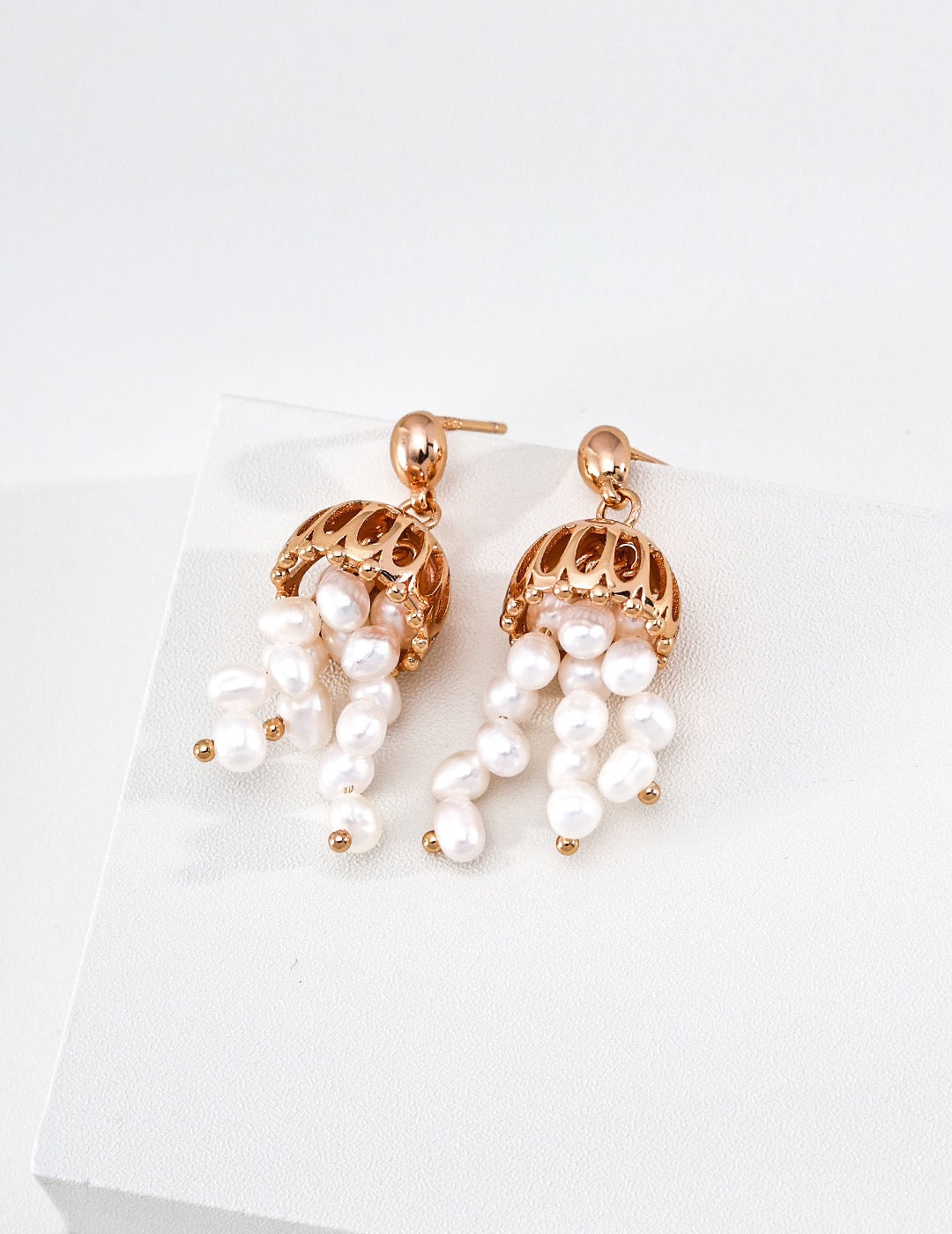 S925 Sterling‑Silver Wind‑Chime Series Stud Earrings, Vintage‑Gold European Architecture Pearl Earrings