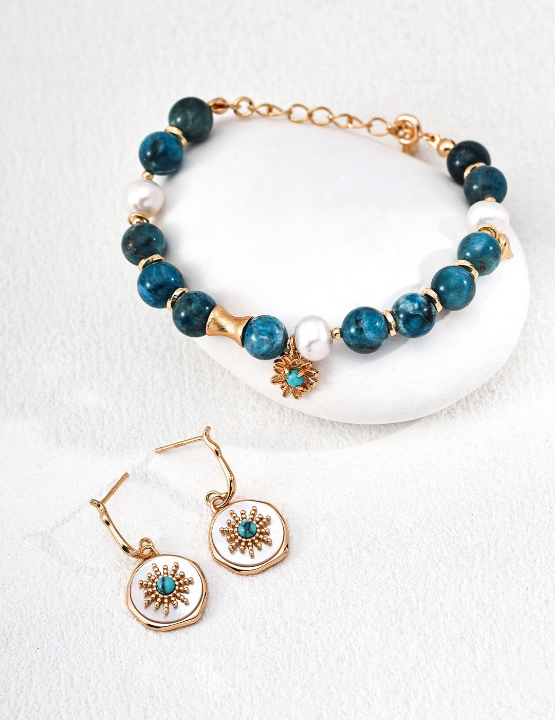 S925 Sterling Silver Stylish White Mother of Pearl & Turquoise Earrings