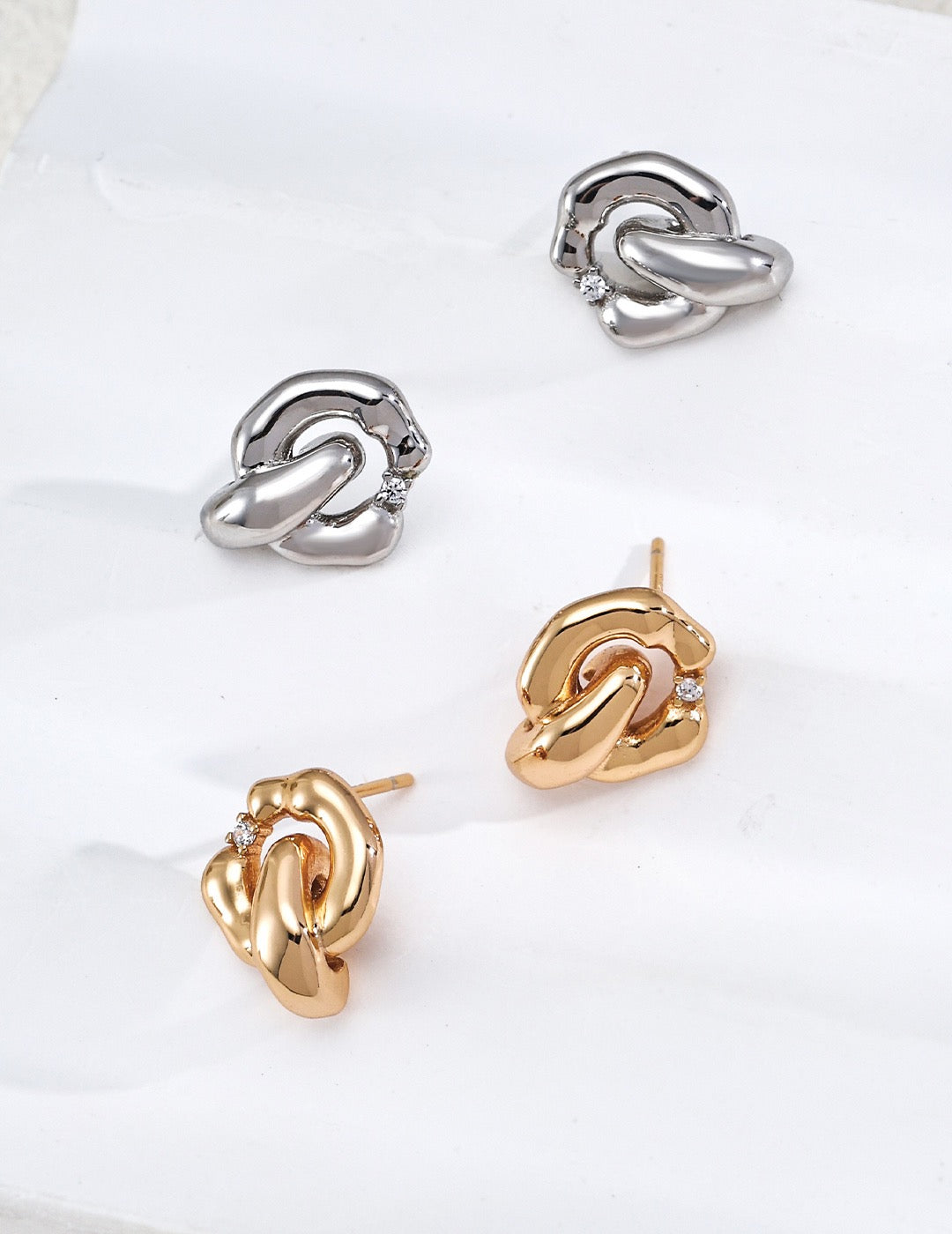 S925 Sterling‑Silver Interlocking Loop Cubic Zirconia Earrings, Vintage‑Gold Hug‑Series