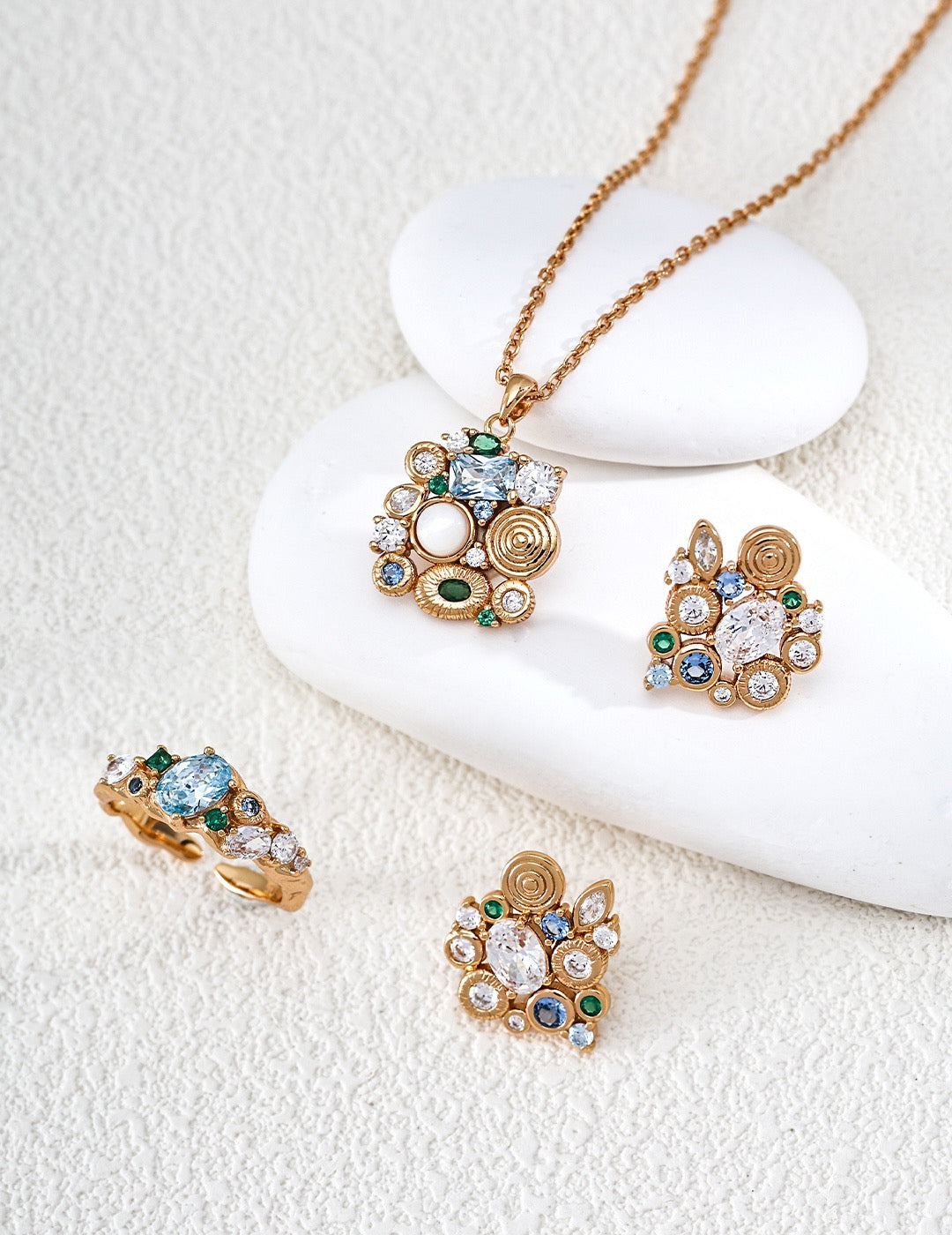 Zircon Earrings 【Forest Heartbeat】